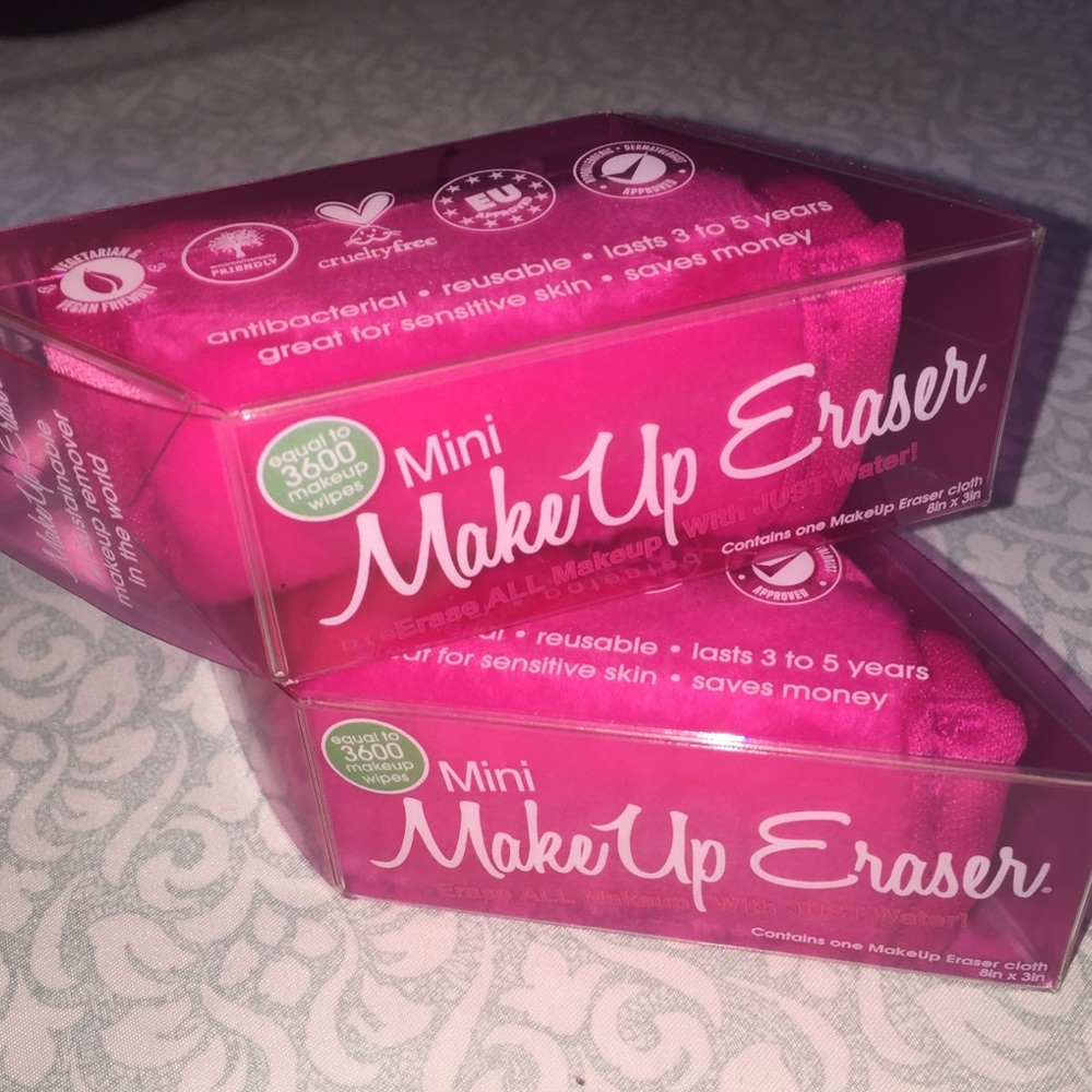 ❤️ 2 NEW MINI ORIGINAL PINK MAKEUP ERASERS ❤️